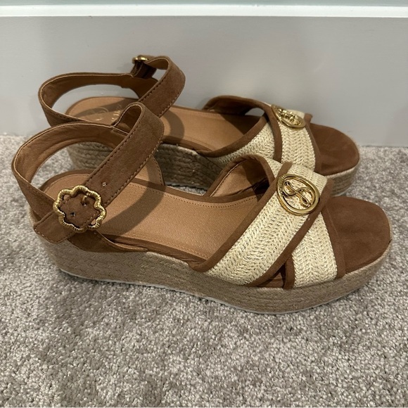 Sam & Libby Brown and Cream Wedge Sandals - Picture 4 of 6